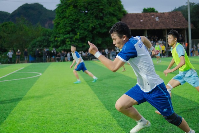 助学生更直 助学生更直